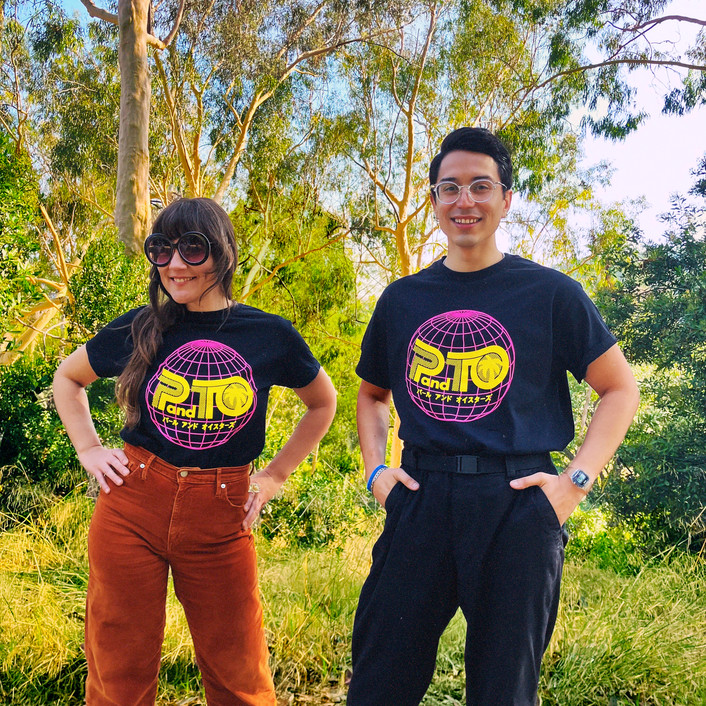 P&TO world t-shirt (black)